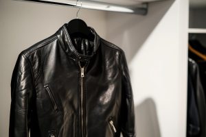 ropa de cuero zaragoza